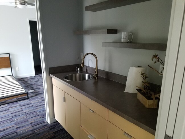 Building Photo - WINTER SPECIAL: Beautiful Hidden Gem Modern Custom Home in Great Salem Neighborhood!