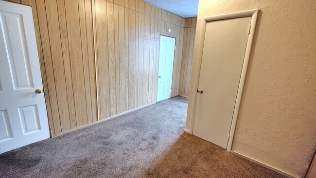 Building Photo - *Spacious 2BD/1BA Single-Family Home for Rent in Southside*