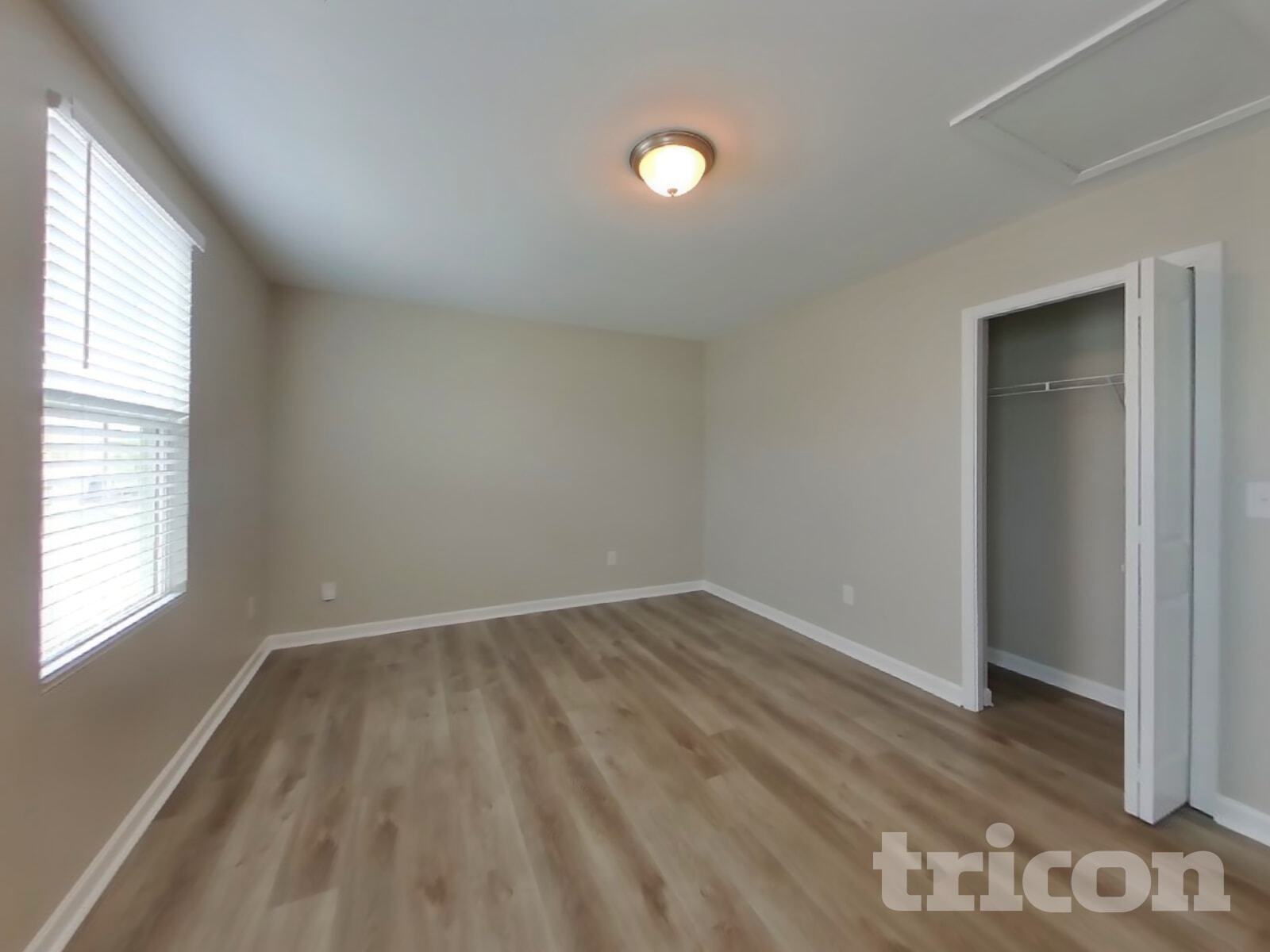 Building Photo - 1868 Belle Arbor Dr