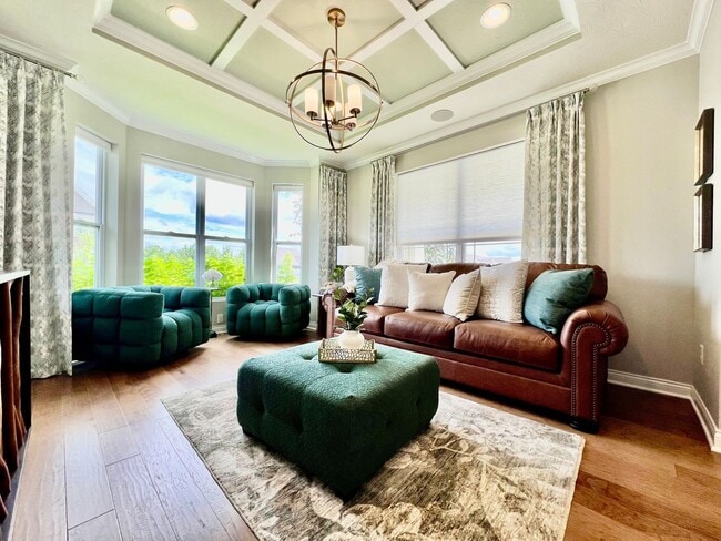 Building Photo - Large Executive home in Beavercreek Well d...