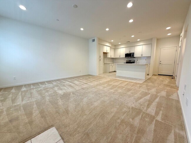 Building Photo - Charming 3bed 2.5 bath Simi Valley Home
