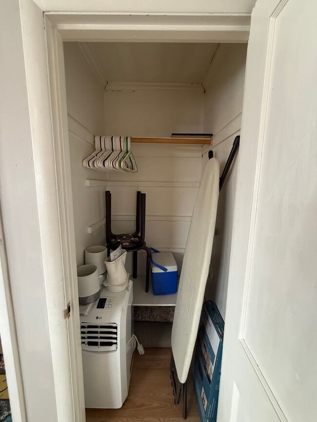 Building Photo - 1411 3rd Ave