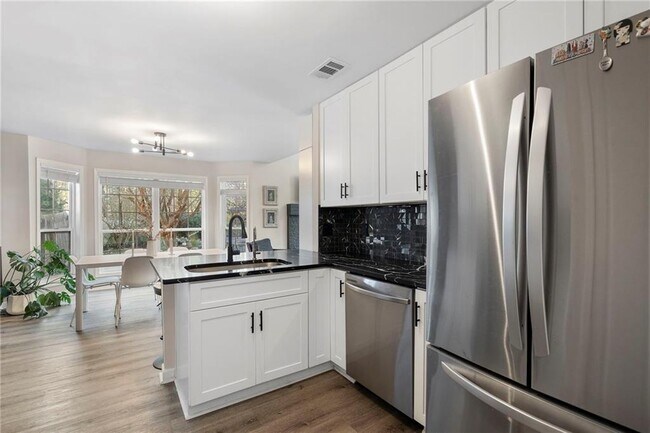 Building Photo - 3572 Avensong Village Cir