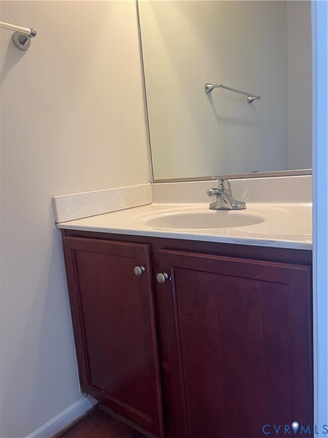 Building Photo - 1111 Tabb Ave