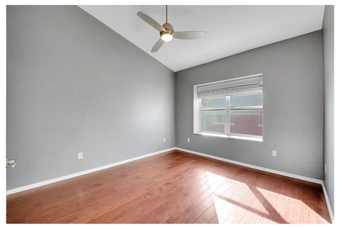 Building Photo - 18721 E Water Dr