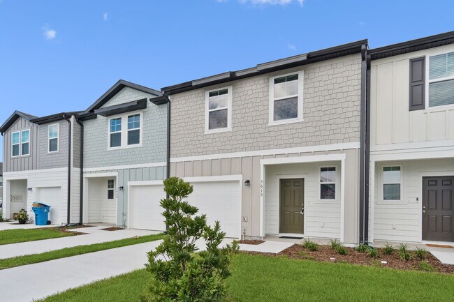 Building Photo - 3613 Spire Dr