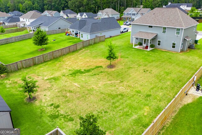 Building Photo - 132 Springwood Dr