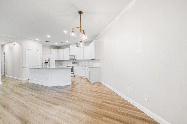 Building Photo - 2073 Turkey Creek