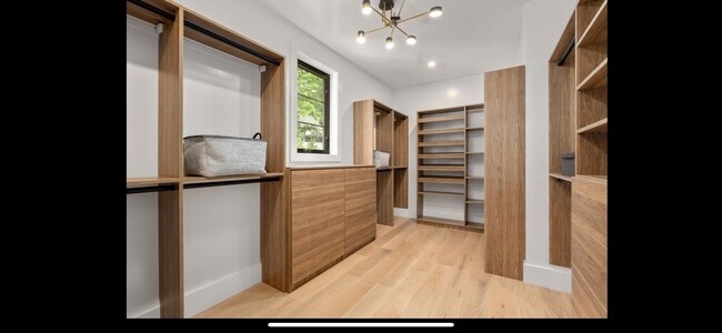 Building Photo - 28 Newtonville Ave