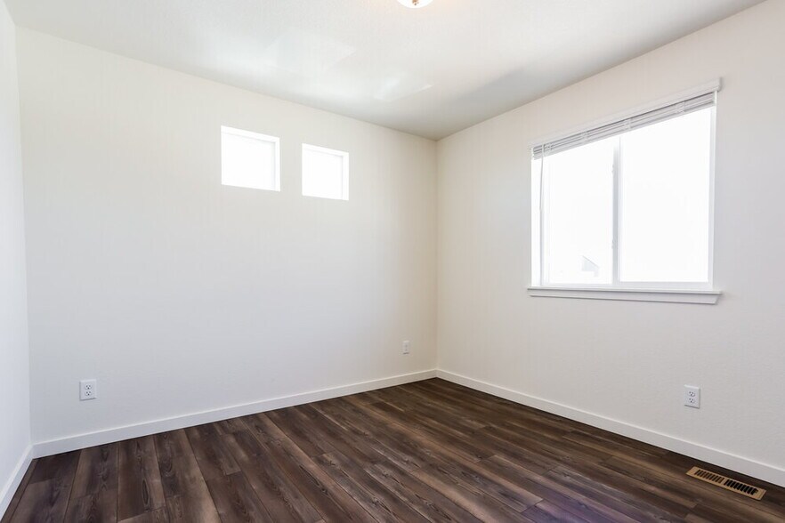 Building Photo - 4653 N Tower Dr