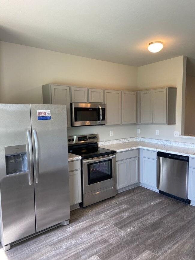 Building Photo - *Pre-leasing* Four Bedroom | Two Bath Home...