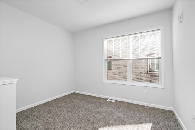 Building Photo - 2109 Aldrich Ave S