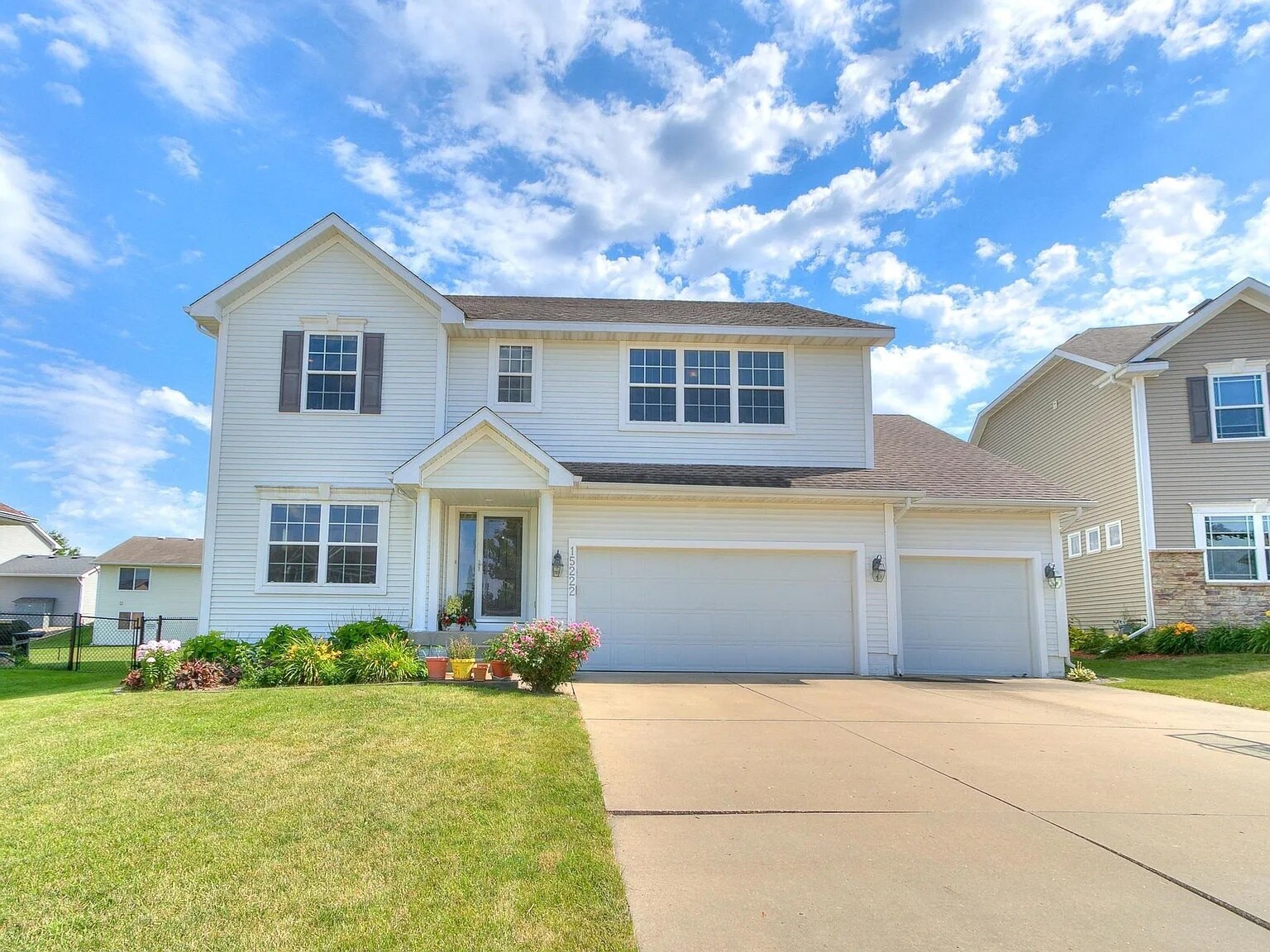 Building Photo - 15222 Aurora Cir