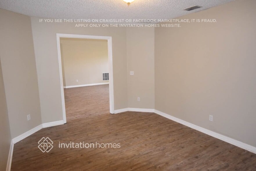 Building Photo - 1760 Van Allen Cir