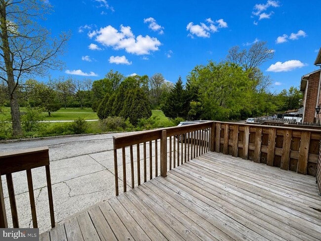 Building Photo - 34 Kelmar Ave