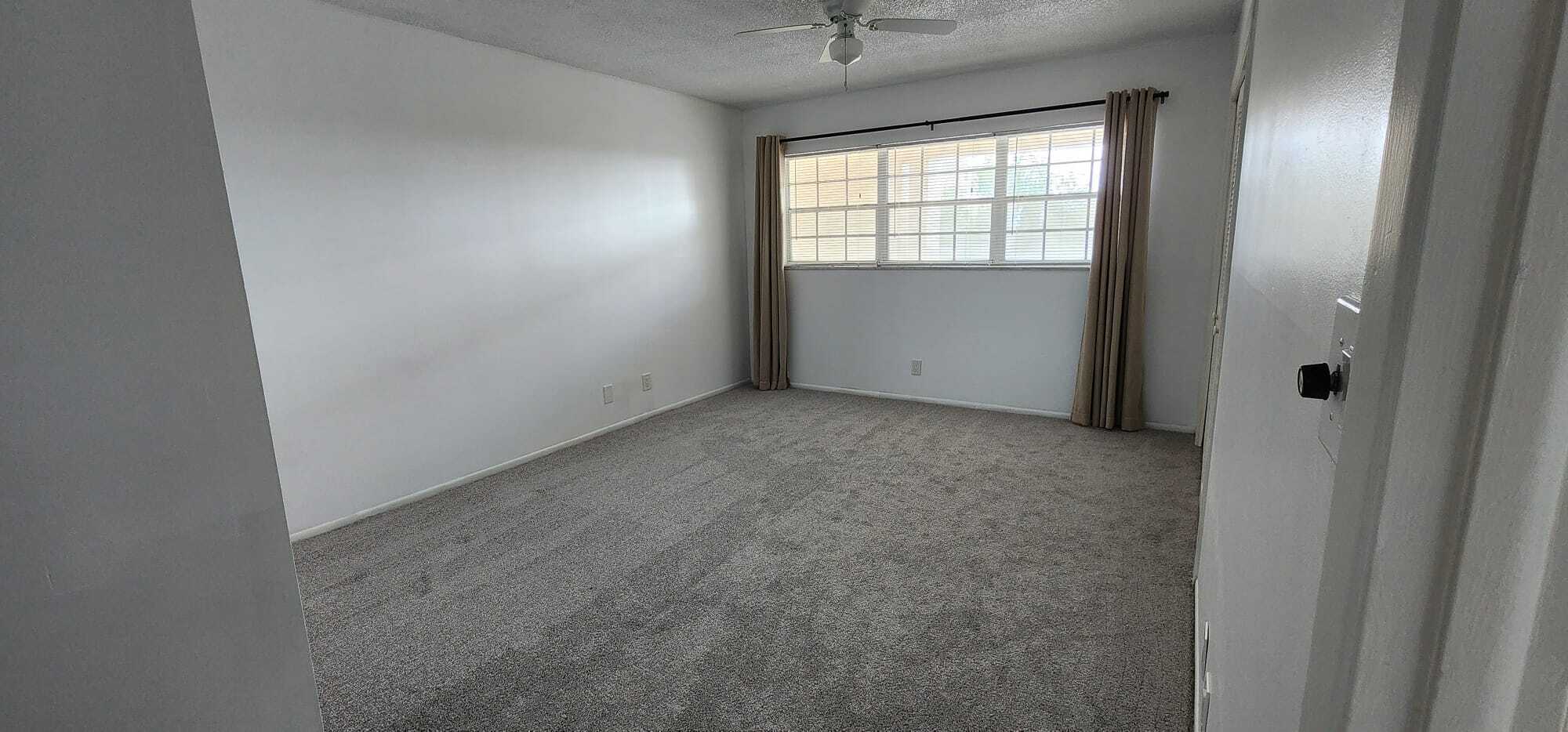 Building Photo - 3010 N Course Dr