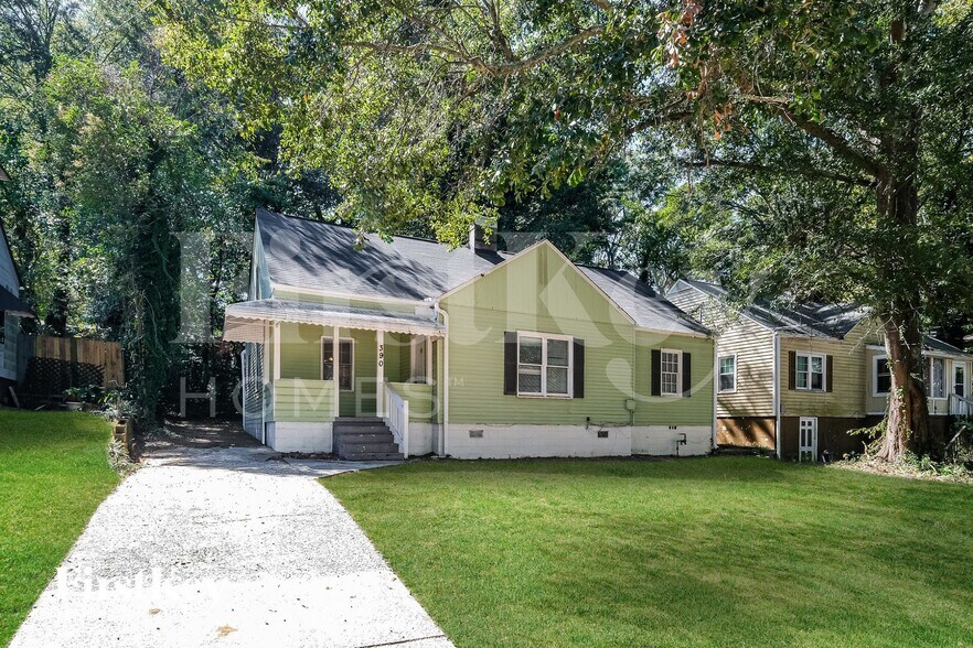 Building Photo - 390 Hillside Dr SW