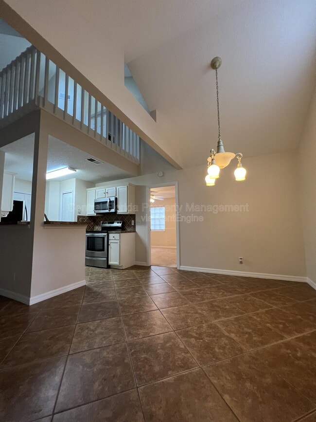 Building Photo - 954 Forest Ridge Ct