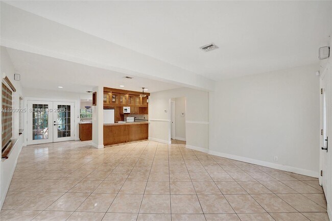 Building Photo - 2611 Roosevelt St