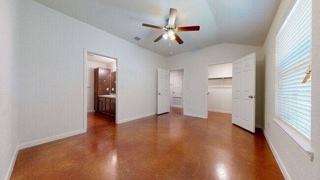 Building Photo - ALL STAINED CONCRETE FLOORING DUPLEX IN HA...