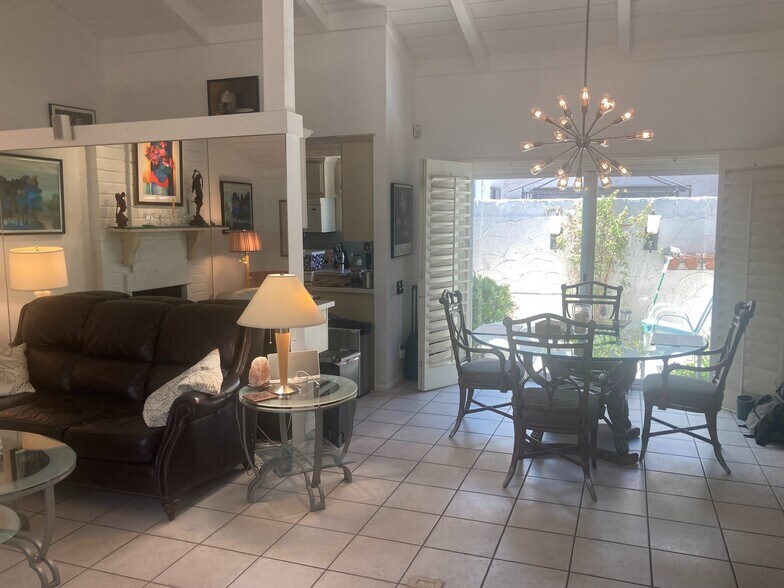 Building Photo - 2330 Miramonte Cir E