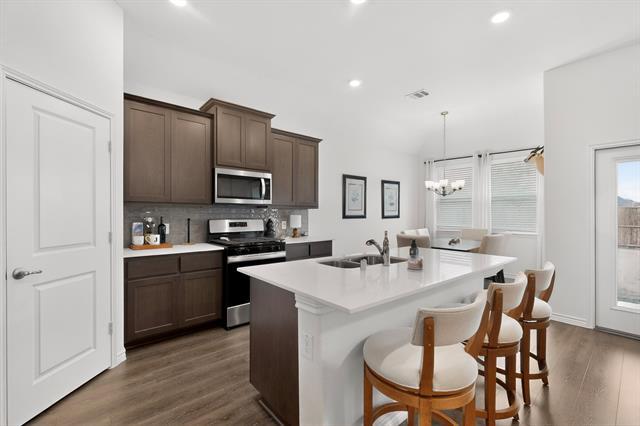 Building Photo - 2804 Cain Dr