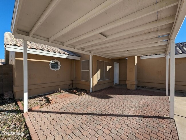 Building Photo - 11941 N 69th Ave