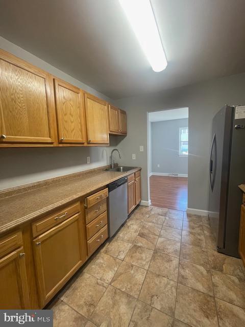 Building Photo - 1704 Barnaby St