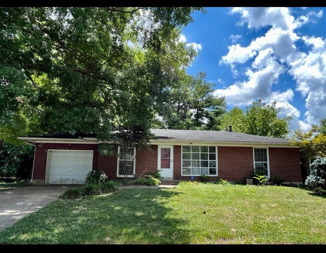 Primary Photo - 9902 Mary Dell Ln