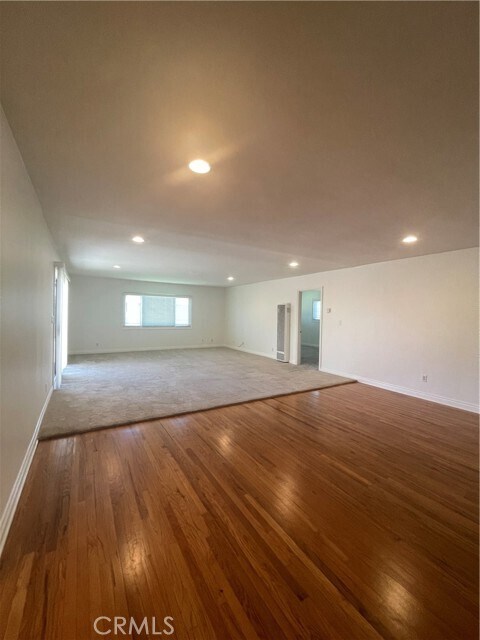 Building Photo - 622 Indianapolis Ave
