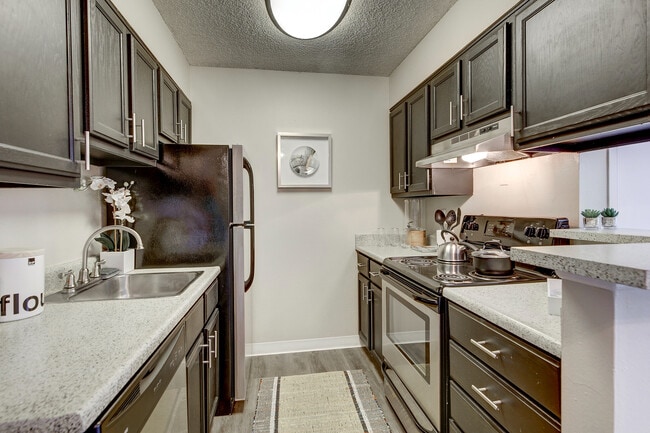 Building Photo - ReNew Pinehurst