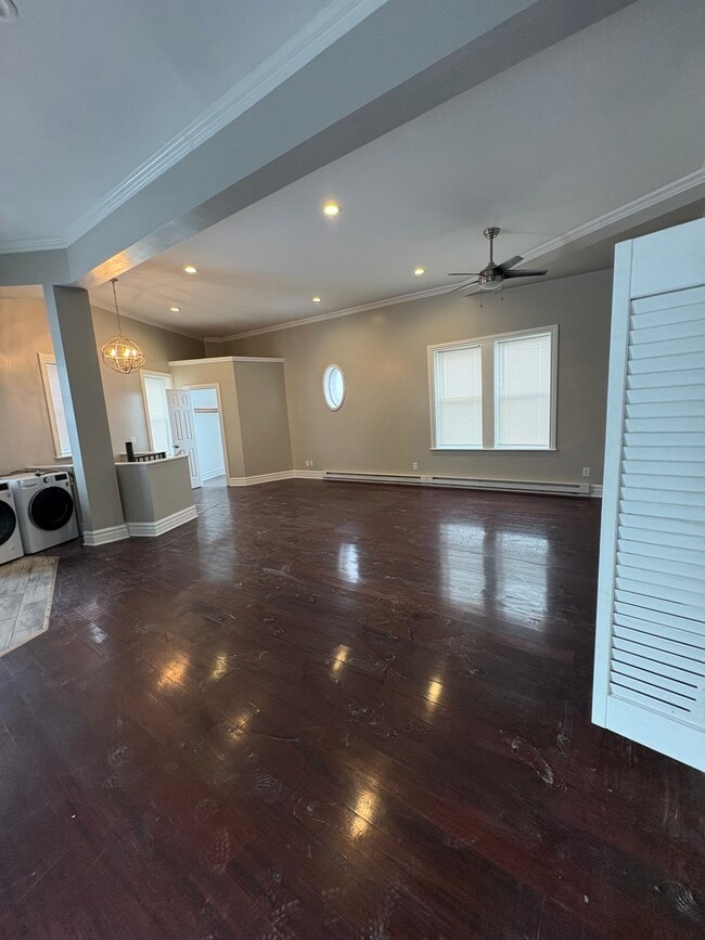 Building Photo - Soldoris