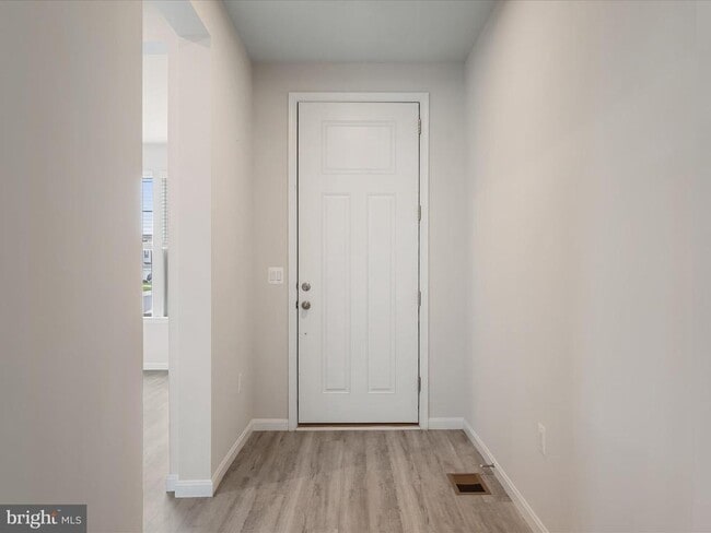 Building Photo - 107 Poe Dr