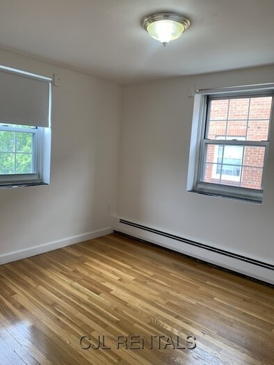 Building Photo - 27 N Union St