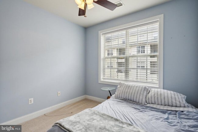 Building Photo - 15211 Lancashire Dr