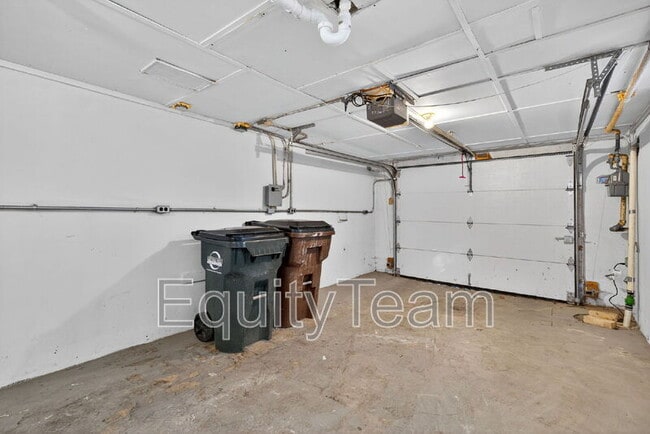 Building Photo - 7020 La Boiteaux Ave