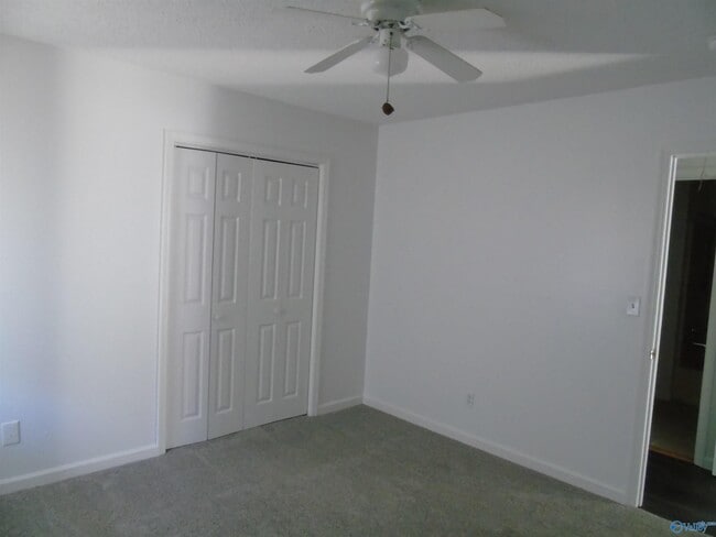 Building Photo - 166 Camille St