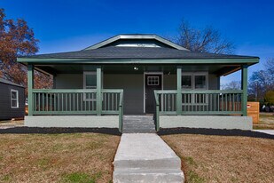 Building Photo - 2602 Holmes Ave NW