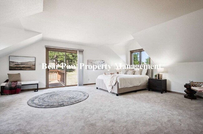 Building Photo - Great House in South Evergreen!! Must See!!