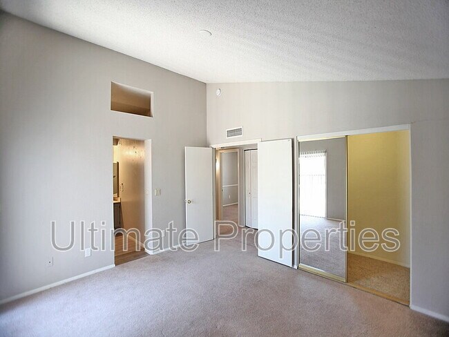 Building Photo - 7509 W San Juan Ave