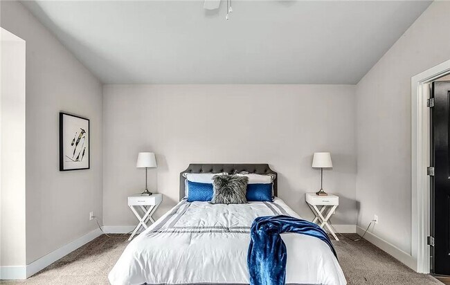 Building Photo - Beautiful Bothell Home