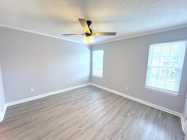 Building Photo - 258 Waters Edge Ln