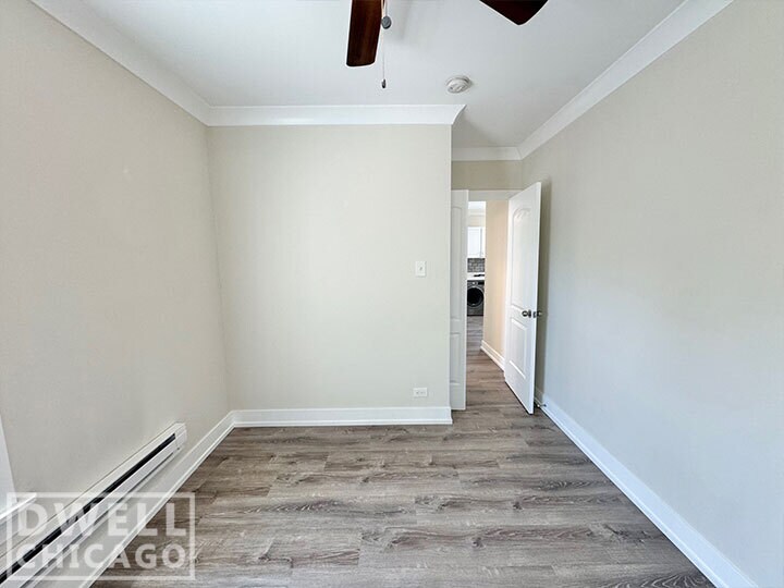 Building Photo - 2125 W Giddings St