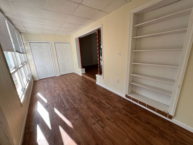 Building Photo - Cozy Home in Westmoreland County