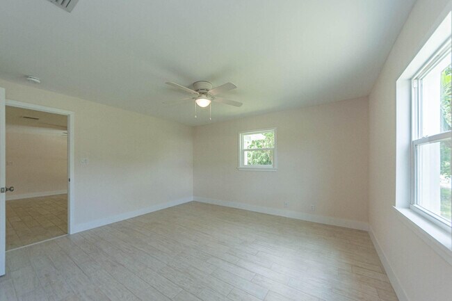 Building Photo - 12955 91st St