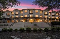 Building Photo - 3102 Kings Rd