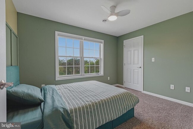 Building Photo - 40923 Browns Ln