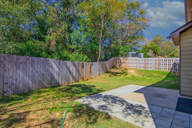 Building Photo - 1907 Westminster Dr