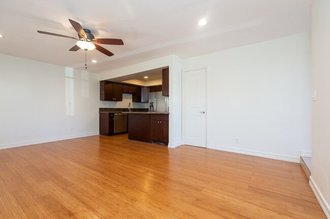 Building Photo - 2320 Clark Ln