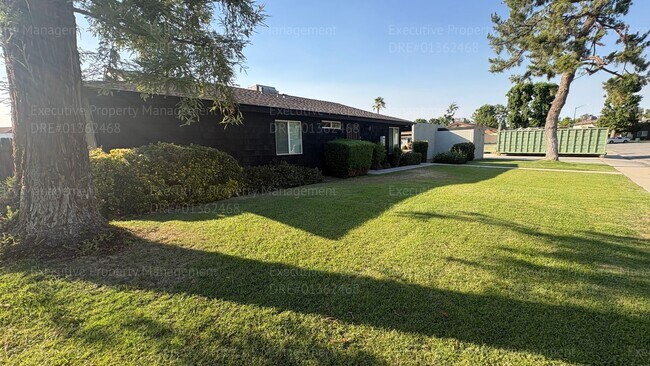 Building Photo - 709 Deseret Way